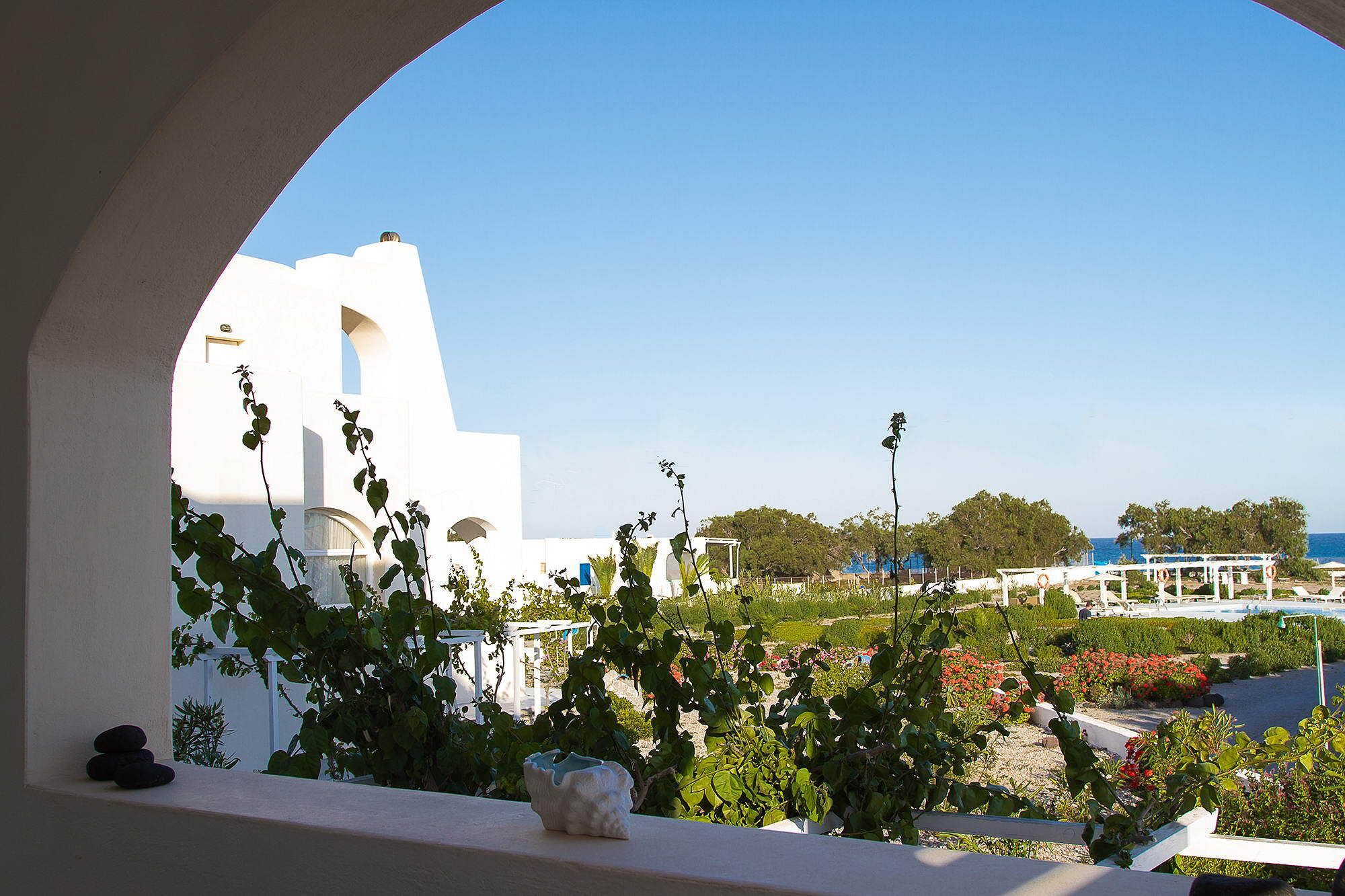Sea Sound White Katikies Aparthotel Exomitis  Екстериор снимка