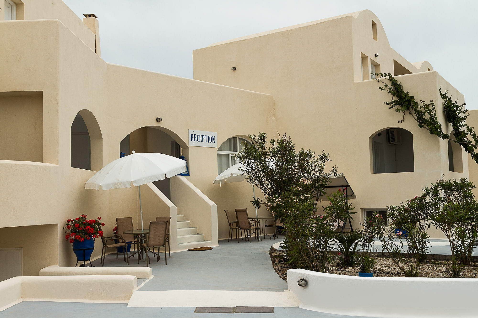 Sea Sound White Katikies Aparthotel Exomitis  Екстериор снимка